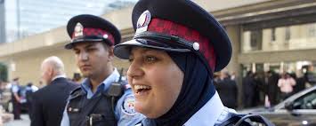 scotish-muslim-women-police